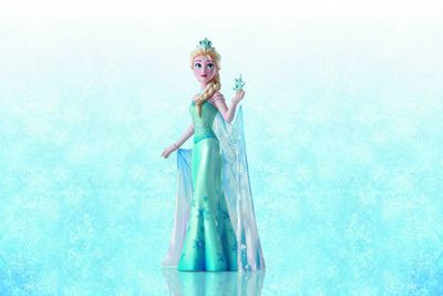 Disney Showcase Elsa Couture De Force Figure
