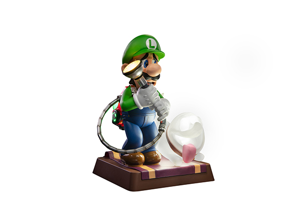 Luigi's Mansion 3 - Luigi & Polterpup 9'' PVC Painted Statue (F4F