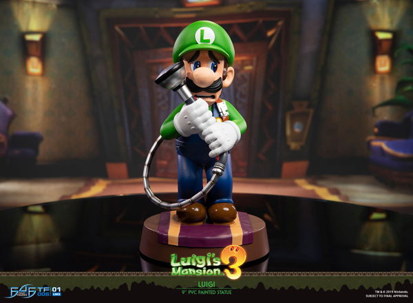 Dark Horse Luigi's Mansion 3 Luigi Vinyl Figure (9) 