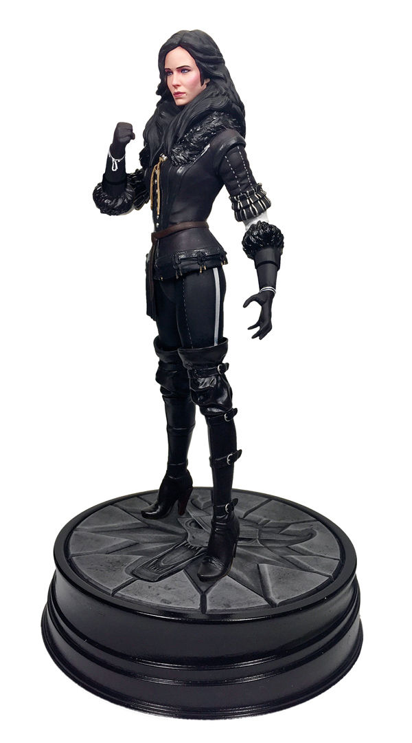  Dark Horse Deluxe The Witcher 3 Wild Hunt: Yennefer Series 2  Figure : Dark Horse Deluxe: Toys & Games