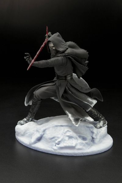 UPC 190526000247 product image for Star Wars E7 Kylo Ren Artfx Statue | upcitemdb.com